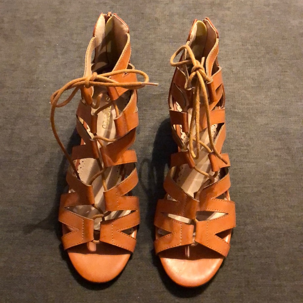 Lace up Wedges